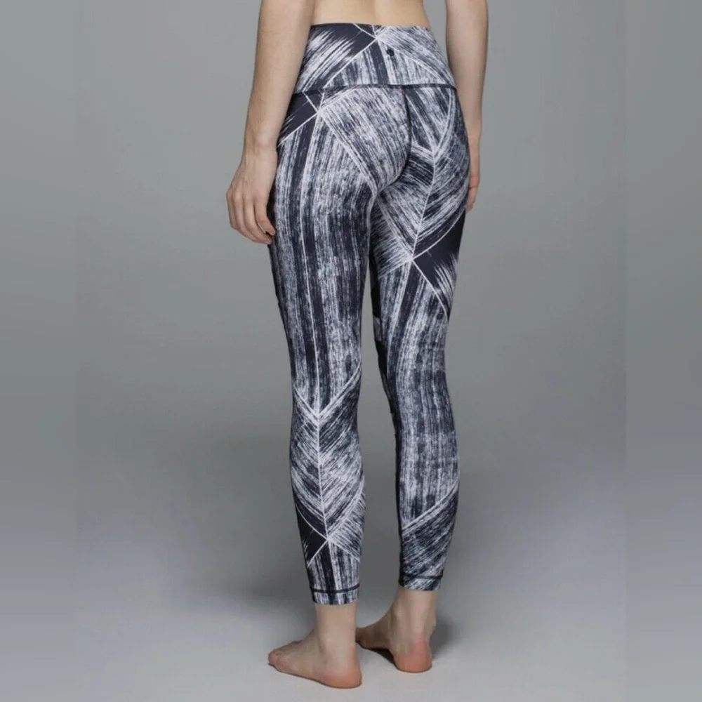 lululemon athletica Black and Gray Geometric Leggings